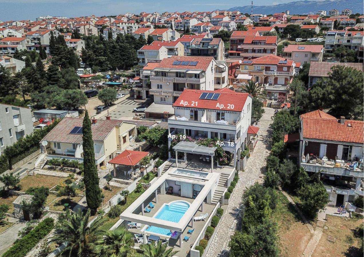 Apartments Bella Sky Novalja Exteriér fotografie